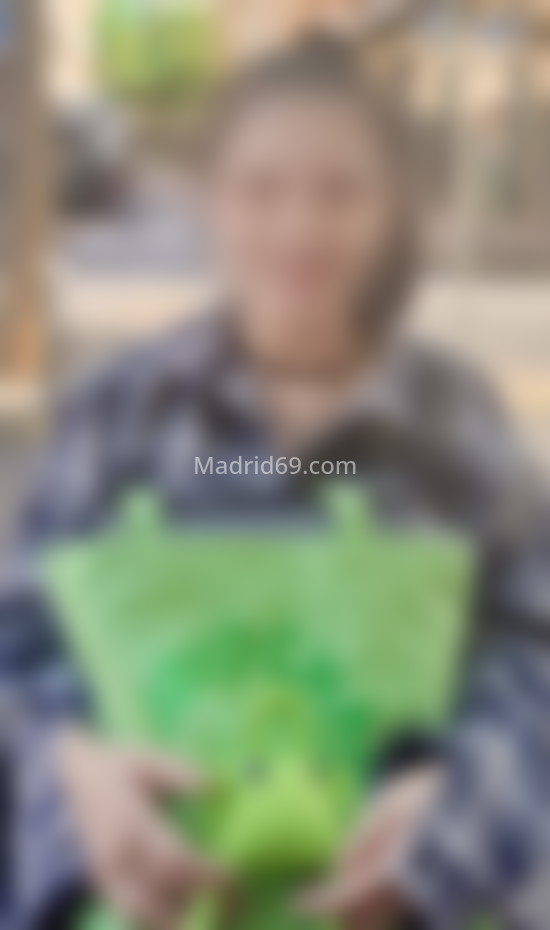 Ling Xu. 642212492. Citas en MADRID, MADRID. www.madrid69.com.
