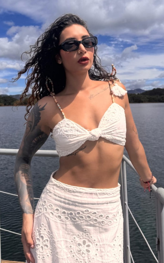 Melina, colombiana muy espontánea. 672261304. Citas en MADRID, MADRID. www.madrid69.com.