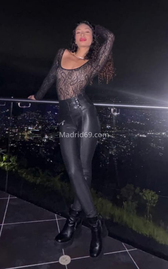 Melina, colombiana muy espontánea. 672261304. Citas en MADRID, MADRID. www.madrid69.com.