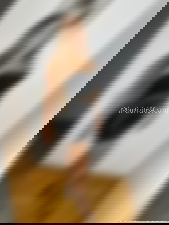 Roxana, joven muy risueña. 607246327. Citas en MADRID, MADRID. www.madrid69.com.