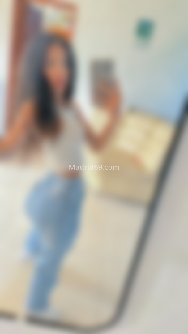 Adriana. 624927618. Citas en MADRID, MADRID. www.madrid69.com.