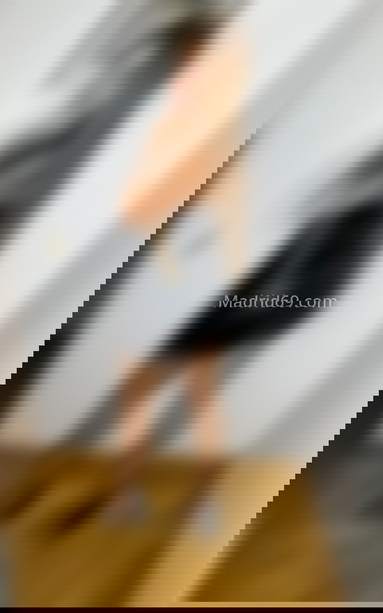 Roxana, joven muy risueña. 607246327. Citas en MADRID, MADRID. www.madrid69.com.