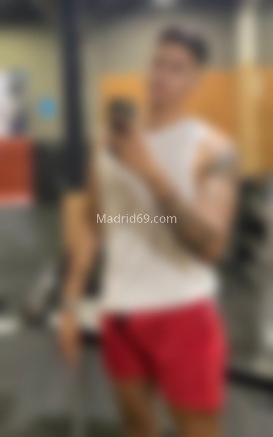 Mateo, joven venezolano. 689773392. Citas en MADRID, MADRID. www.madrid69.com.