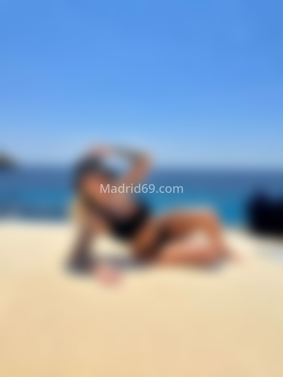 Débora, podré ser tu dama y tu cómplice. 637088185. Citas en MADRID, MADRID. www.madrid69.com.