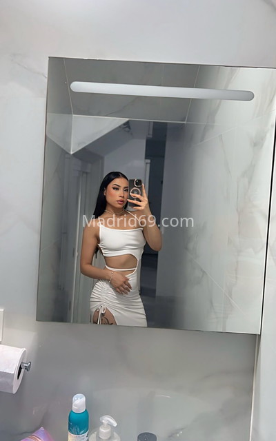 Isabella, quiero descubrir mundo. 613953239. Citas en MADRID, MADRID. www.madrid69.com.