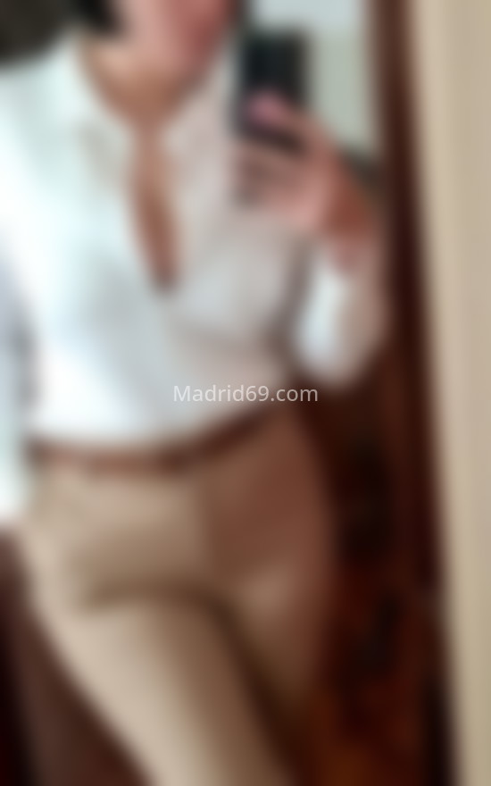 Lorena, chica del este. 640761084. Citas en MADRID, MADRID. www.madrid69.com.