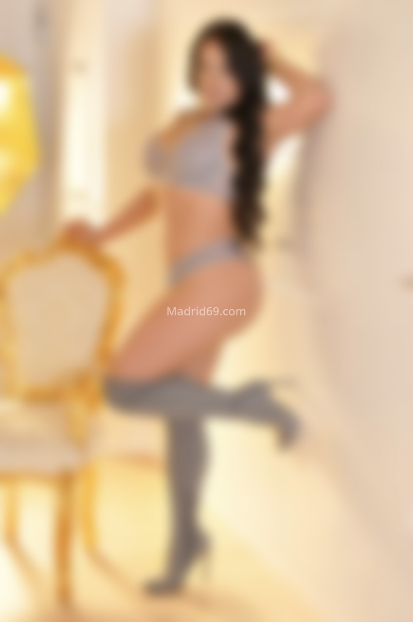 Angelina, primera vez  Valladolid. 641837988. Citas en MADRID, MADRID. www.madrid69.com.