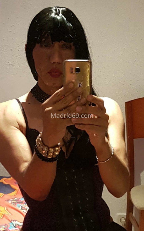 Erika, simpatica trans española. 643723125. Citas en MADRID, MADRID. www.madrid69.com.