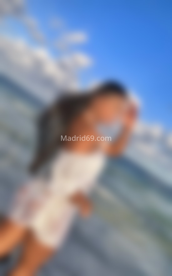 Samy, joven colombiana. 647558468. Citas en MADRID, MADRID. www.madrid69.com.