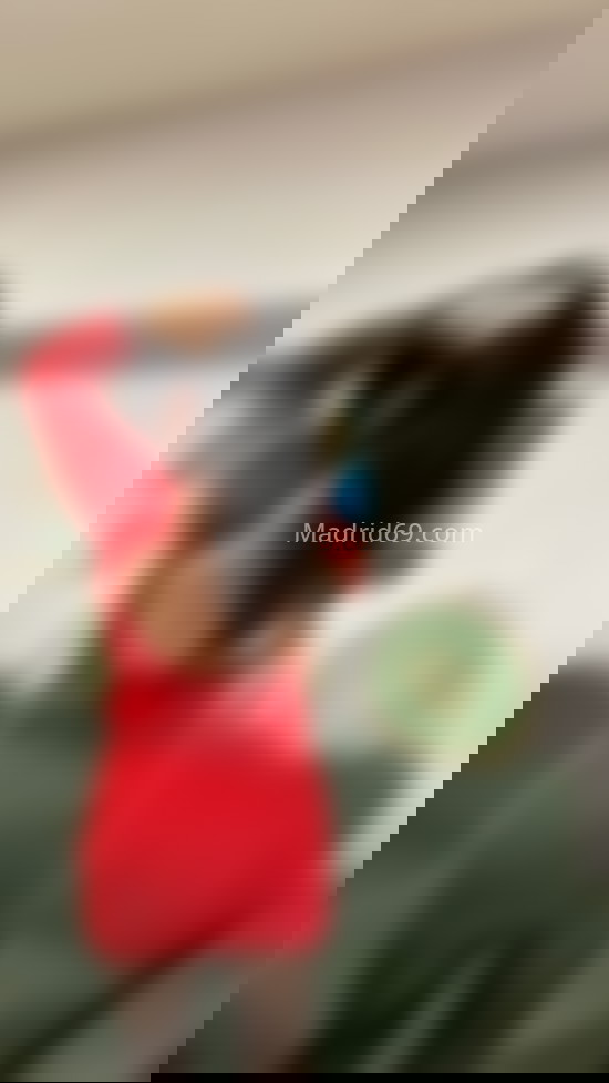 Montse, mujer trans conociendo la ciudad. 643229925. Citas en MADRID, MADRID. www.madrid69.com.