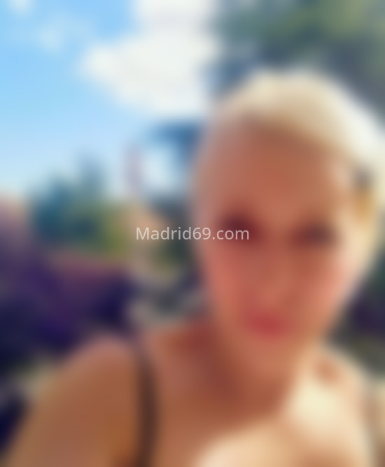 Sansa, mujer europea muy elegante. 699353592. Citas en MADRID, MADRID. www.madrid69.com.