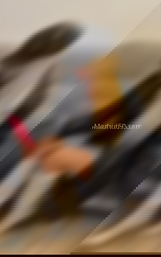 Megan, joven colombiana 21 años. 695096458. Citas en MADRID, MADRID. www.madrid69.com.