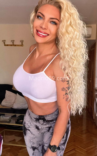 Amanda Lear, mujer trans. 685072699. Citas en MADRID, MADRID. www.madrid69.com.