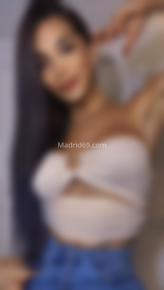 Isabella Kloster, guapísima trans . 651031293. Citas en MADRID, MADRID. www.madrid69.com.