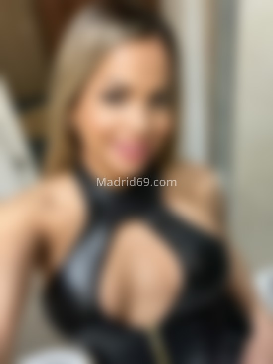 Chica trans con mucho glamour. 692576528. Citas en MADRID, MADRID. www.madrid69.com.