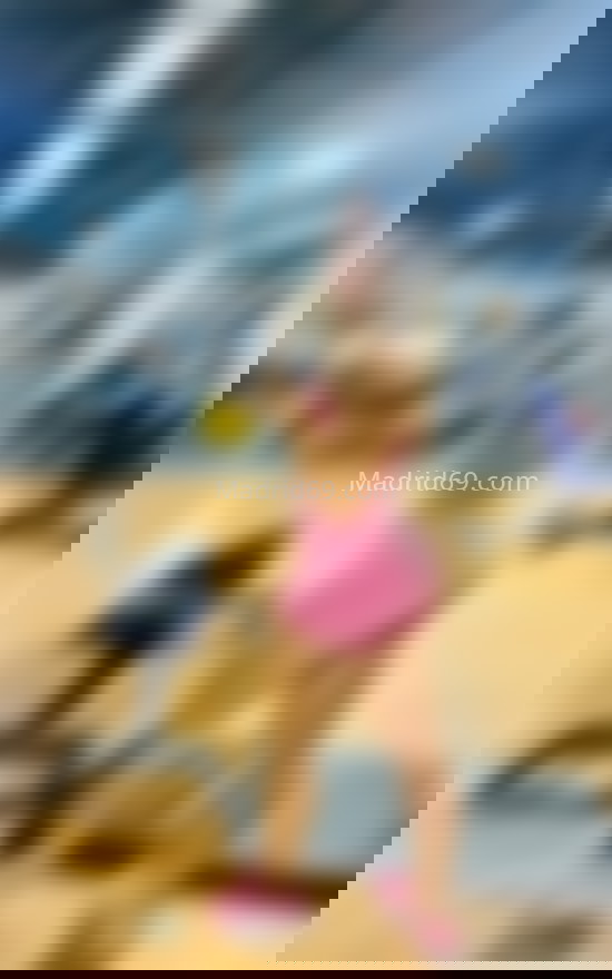 Victoria, jovencita latina rubia. 672560850. Citas en MADRID, MADRID. www.madrid69.com.