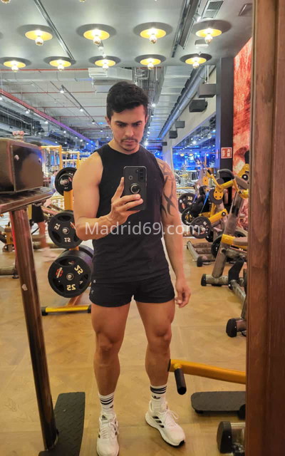 Jesús, chico latino. 603126582. Citas en MADRID, MADRID. www.madrid69.com.