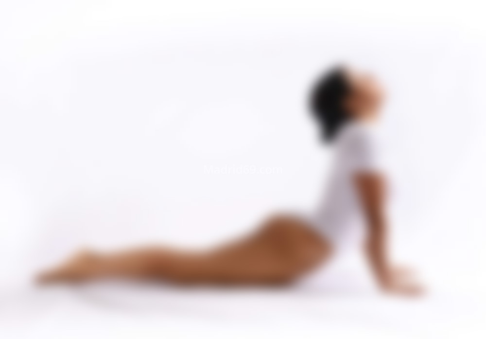 Luz, masajista tantra, yoga en Madrid. 643139476. Citas en MADRID, MADRID. www.madrid69.com.