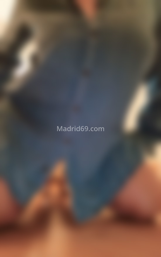 Samy, encantadora morena masajista. 613925639. Citas en MADRID, MADRID. www.madrid69.com.