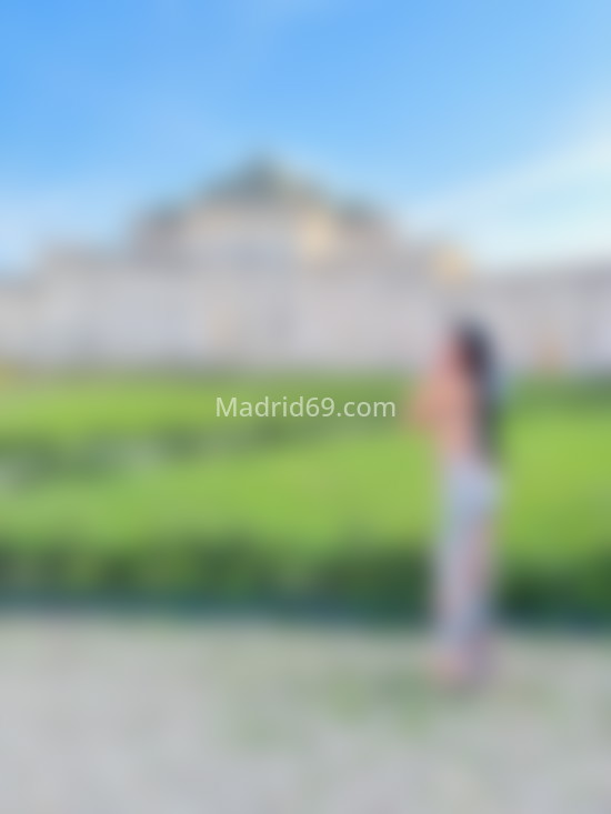 Aurora, jovencita encantadora. 641587445. Citas en MADRID, MADRID. www.madrid69.com.