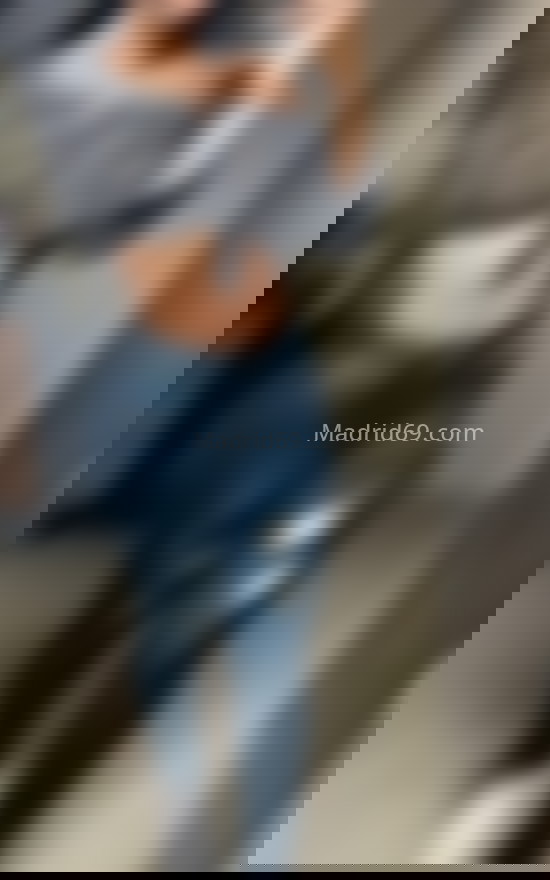 Camila, venezolana 25 años. 647150011. Citas en MADRID, MADRID. www.madrid69.com.