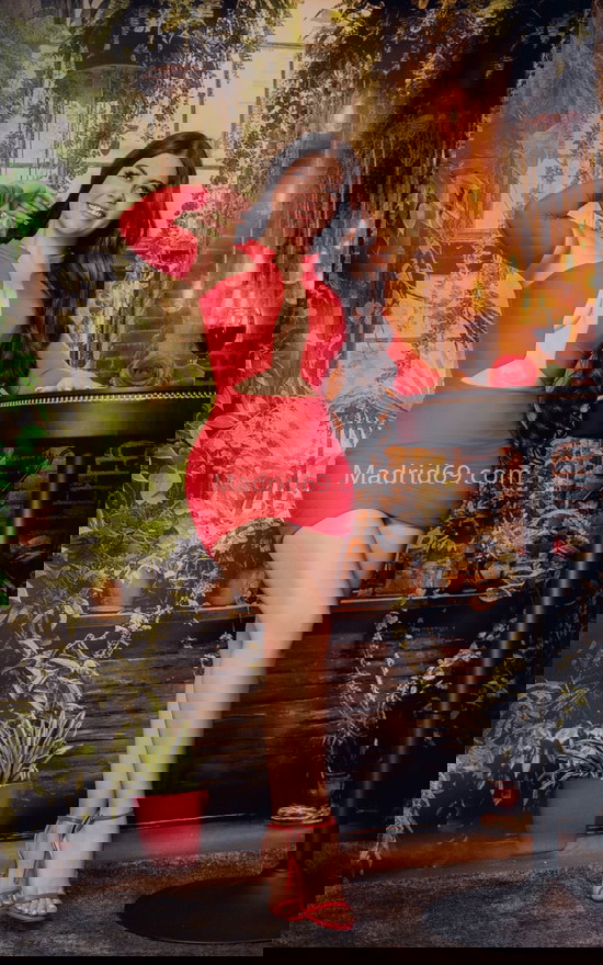 Channel, elegante y divertida. 632381939. Citas en MADRID, MADRID. www.madrid69.com.