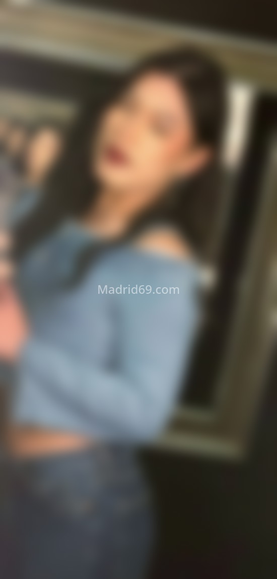 Rebecca, chica trans latina bilingüe. 641849730. Citas en MADRID, MADRID. www.madrid69.com.