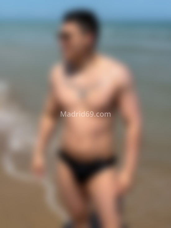 Daniel, colombiano  de 23 años. 688753947. Citas en MADRID, MADRID. www.madrid69.com.