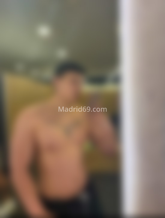 Daniel, colombiano  de 23 años. 688753947. Citas en MADRID, MADRID. www.madrid69.com.