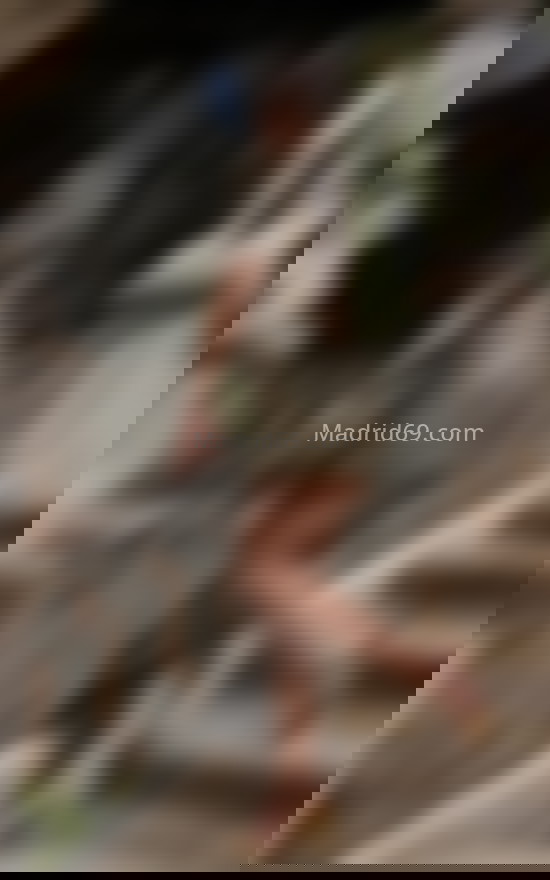 Nadine, mujer con estilo y elegante. 670920581. Citas en MADRID, MADRID. www.madrid69.com.