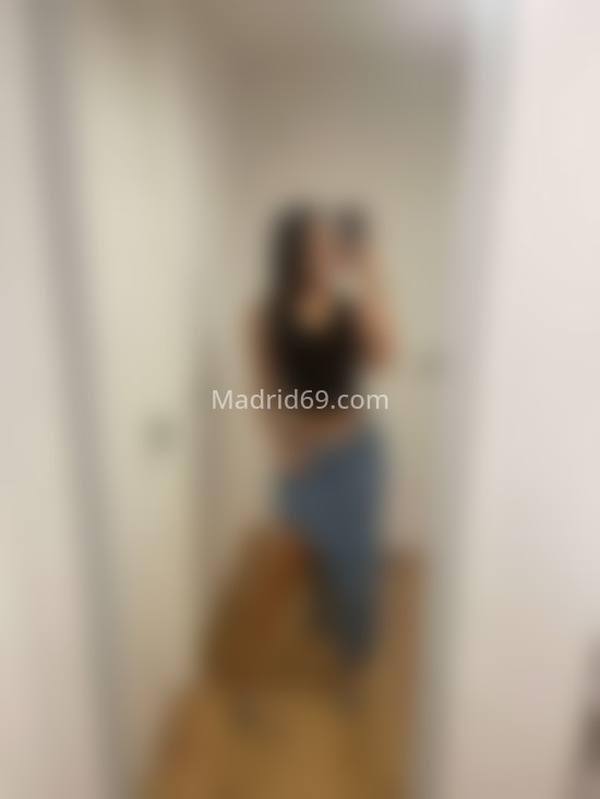Dulce, joven universitaria . 633927983. Citas en MADRID, MADRID. www.madrid69.com.
