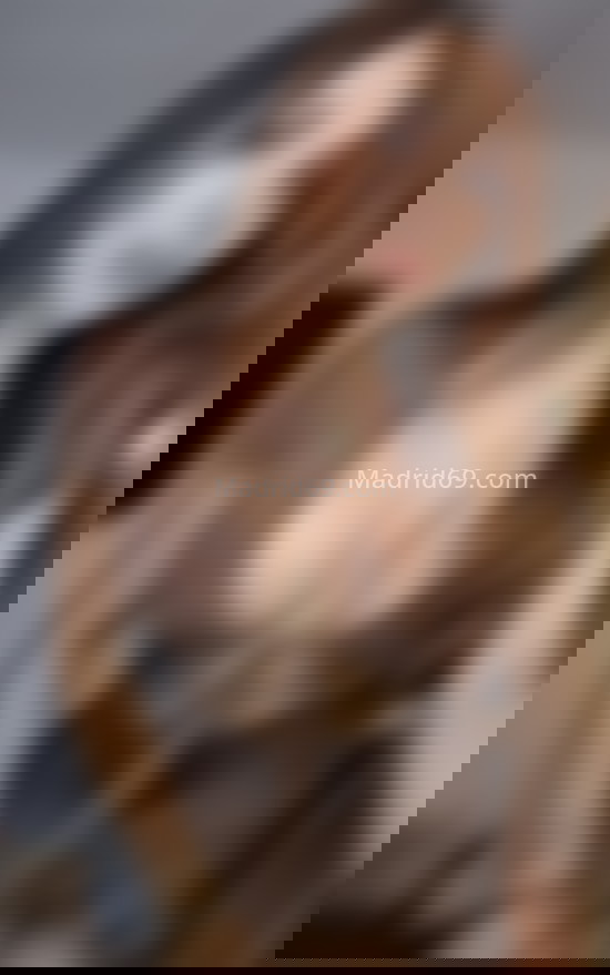 Alessia Fox, trans muy risueña. 602652909. Citas en MADRID, MADRID. www.madrid69.com.