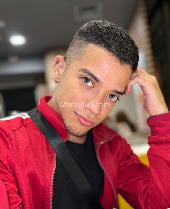Matías, venezolano jovencito. 658168866. Citas en MADRID, MADRID. www.madrid69.com.