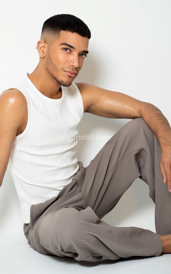 Matías, venezolano jovencito. 658168866. Citas en MADRID, MADRID. www.madrid69.com.