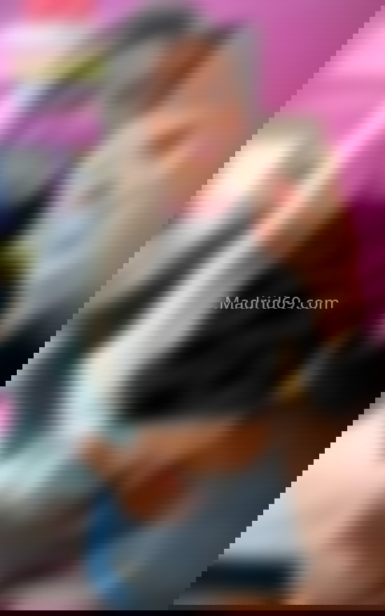 Valeri, joven trans . 613931053. Citas en MADRID, MADRID. www.madrid69.com.