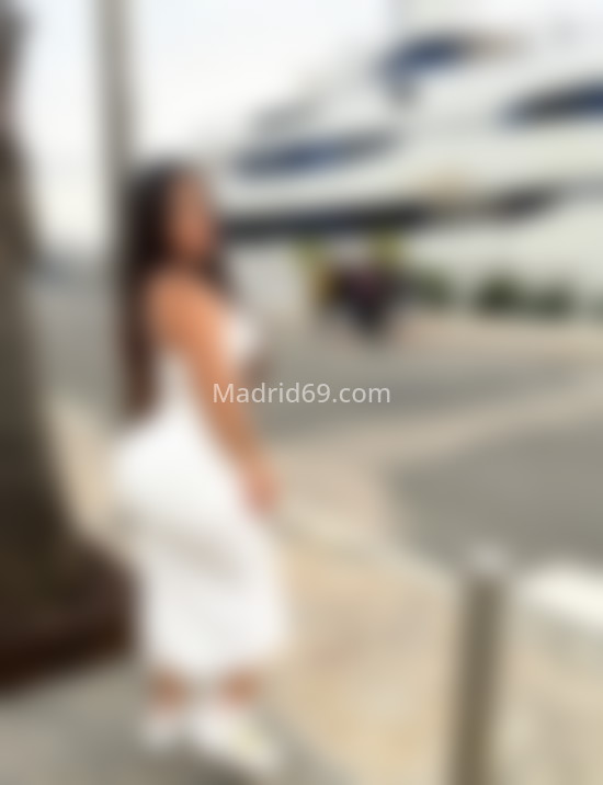 Sashari, jovencita venezolana. 634795694. Citas en MADRID, MADRID. www.madrid69.com.