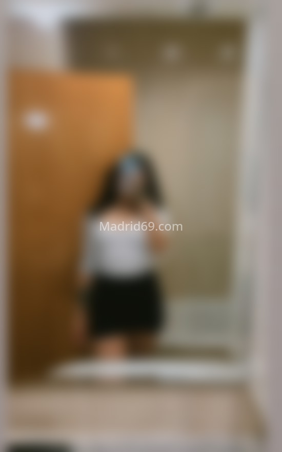 Isabella, joven colombiana . 613491939. Citas en MADRID, MADRID. www.madrid69.com.