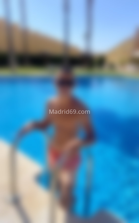 Joven latino en la ciudad. 674686162. Citas en MADRID, MADRID. www.madrid69.com.