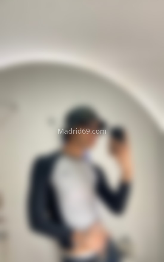 Jovencito latino . 683621498. Citas en MADRID, MADRID. www.madrid69.com.