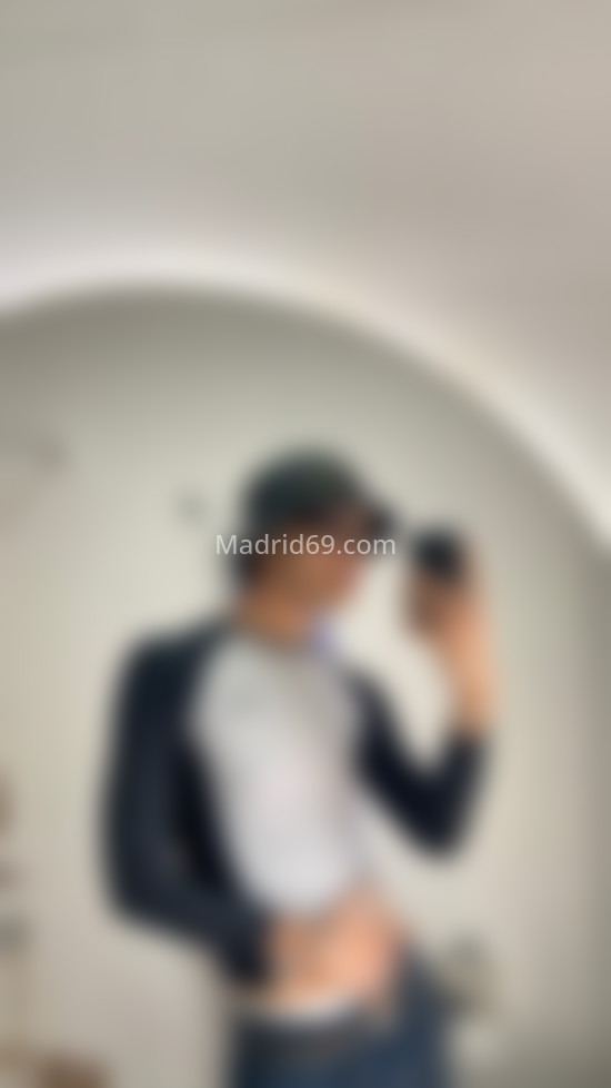 Jovencito latino . 683621498. Citas en MADRID, MADRID. www.madrid69.com.