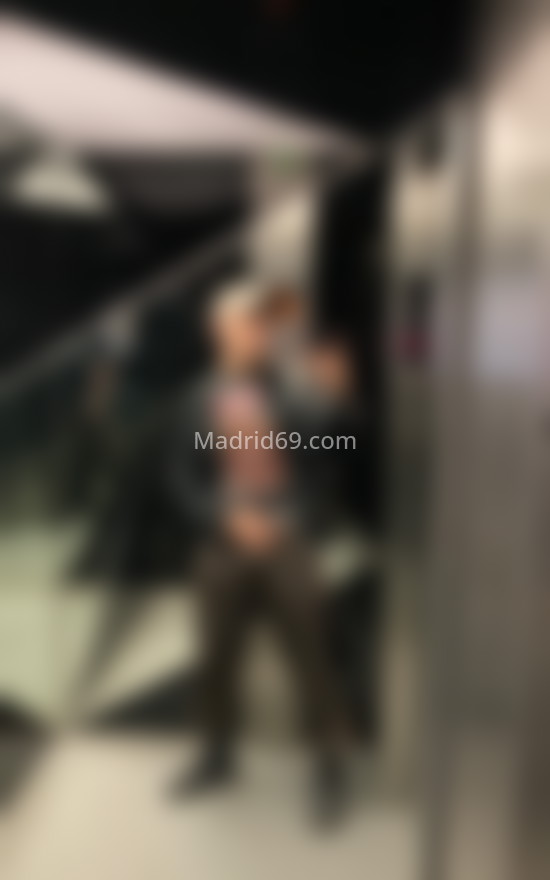 Jovencito latino . 683621498. Citas en MADRID, MADRID. www.madrid69.com.