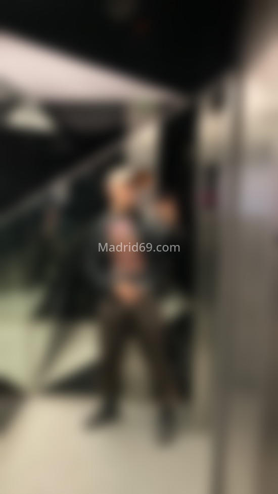 Jovencito latino . 683621498. Citas en MADRID, MADRID. www.madrid69.com.