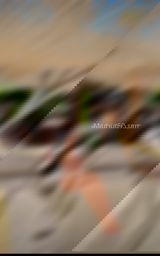 Luna, chica de mirada encantadora. 661562095. Citas en MADRID, MADRID. www.madrid69.com.