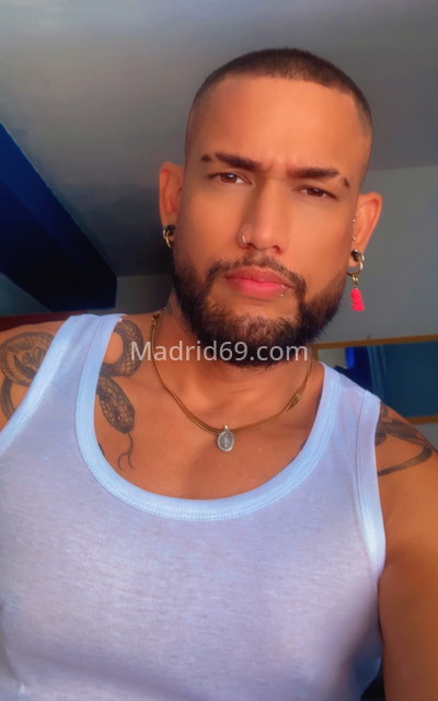 Damián, latino por pocos dias. 603278054. Citas en MADRID, MADRID. www.madrid69.com.