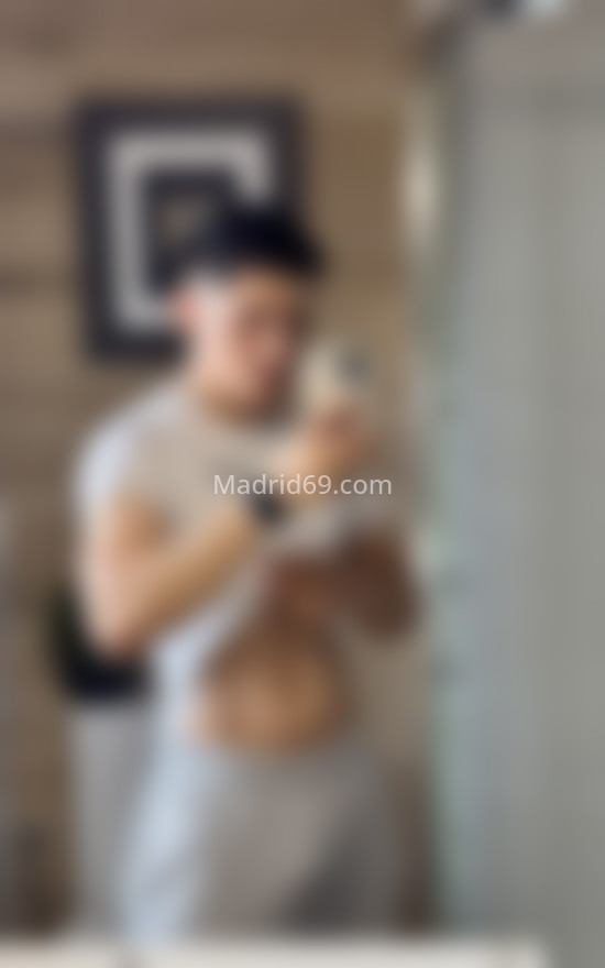 Ángel, joven colombiano enrollado. 627543166. Citas en MADRID, MADRID. www.madrid69.com.