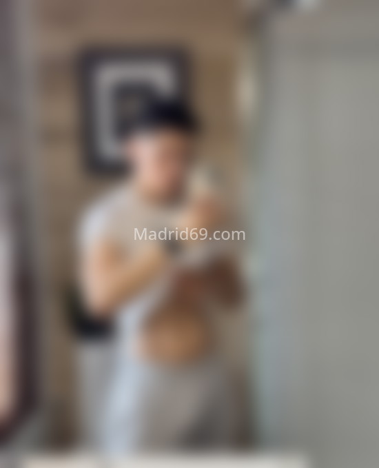 Ángel, joven colombiano enrollado. 627543166. Citas en MADRID, MADRID. www.madrid69.com.