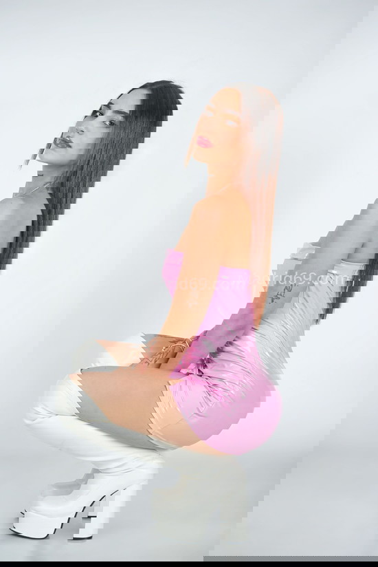 Sussi, joven latina dulce y delgada. 613312097. Citas en MADRID, MADRID. www.madrid69.com.