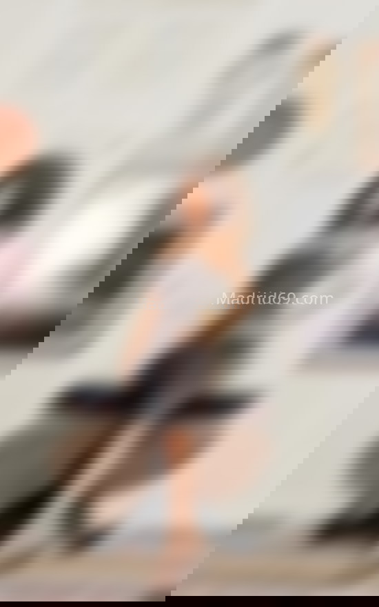 Esmeralda, joven y guapa brasileña . 612234265. Citas en MADRID, MADRID. www.madrid69.com.