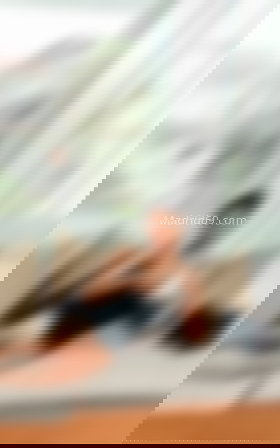 Esmeralda, joven y guapa brasileña . 612234265. Citas en MADRID, MADRID. www.madrid69.com.