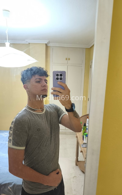 Andy, joven colombiano. 678532891. Citas en MADRID, MADRID. www.madrid69.com.